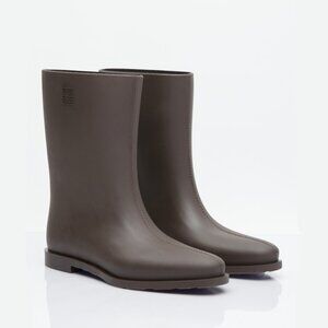 Toteme Rubber Rain Boots in Brown, size 42